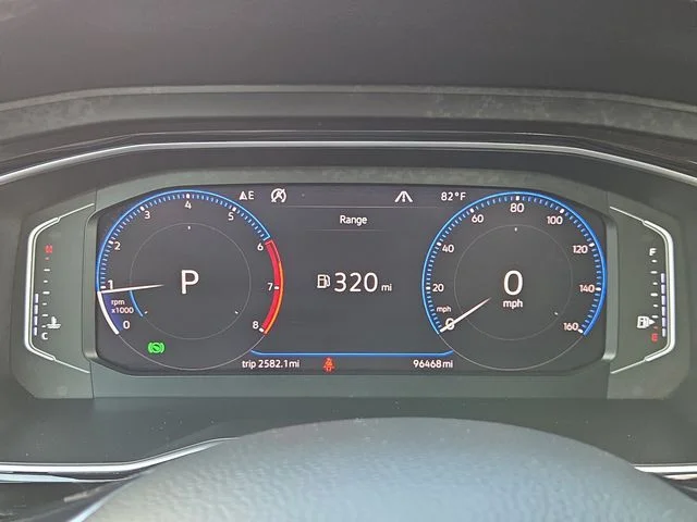 Used 2019 Blue Volkswagen SEL image 23