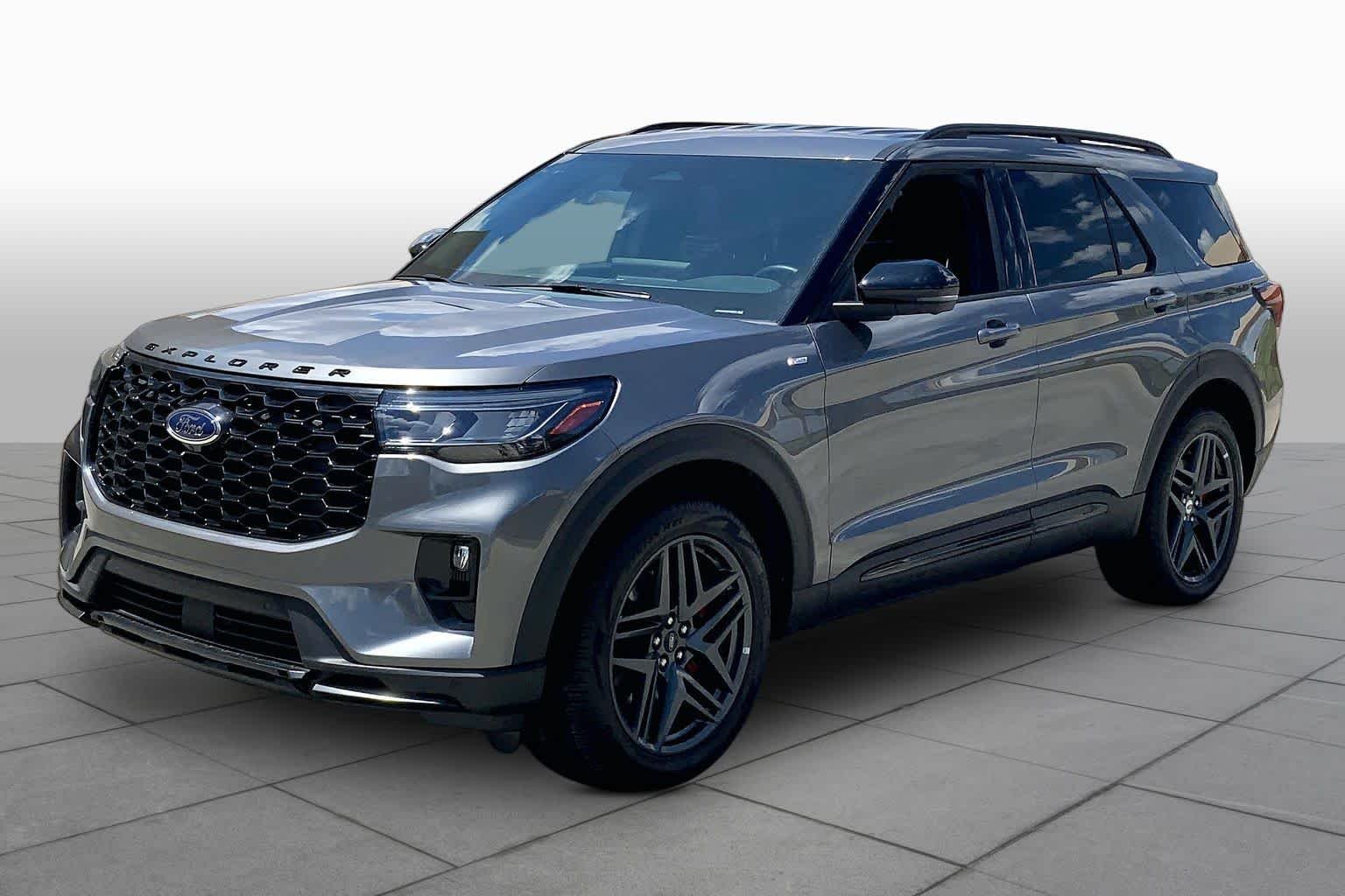 2025 Ford Explorer ST-LINE 4WD (PL535)'s photo