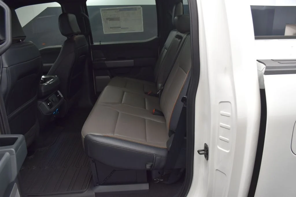 2025 Ford F-150 Lariat - Photo 16