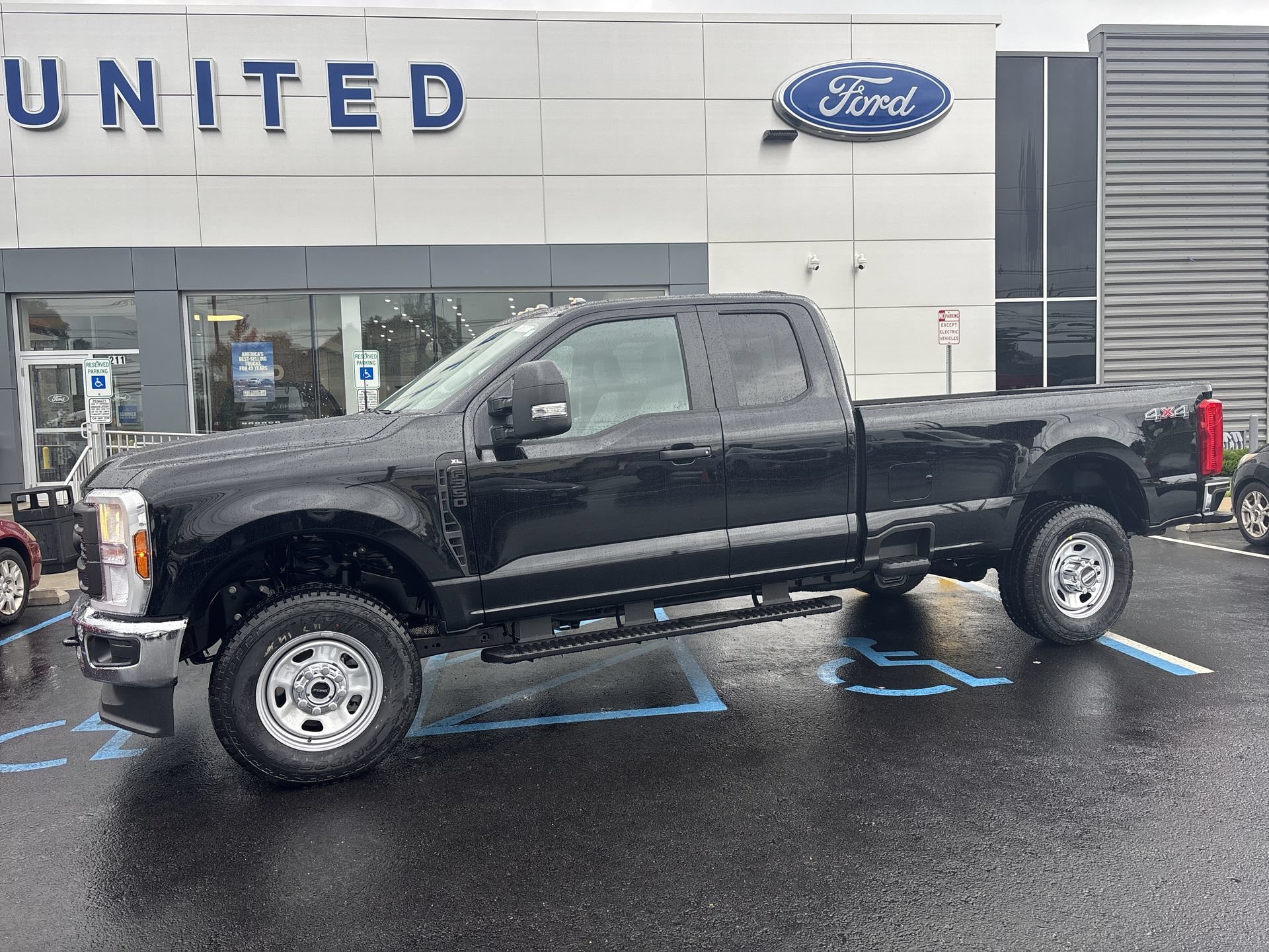New 2027 Agate Black Metallic Ford F-350® XL image 1