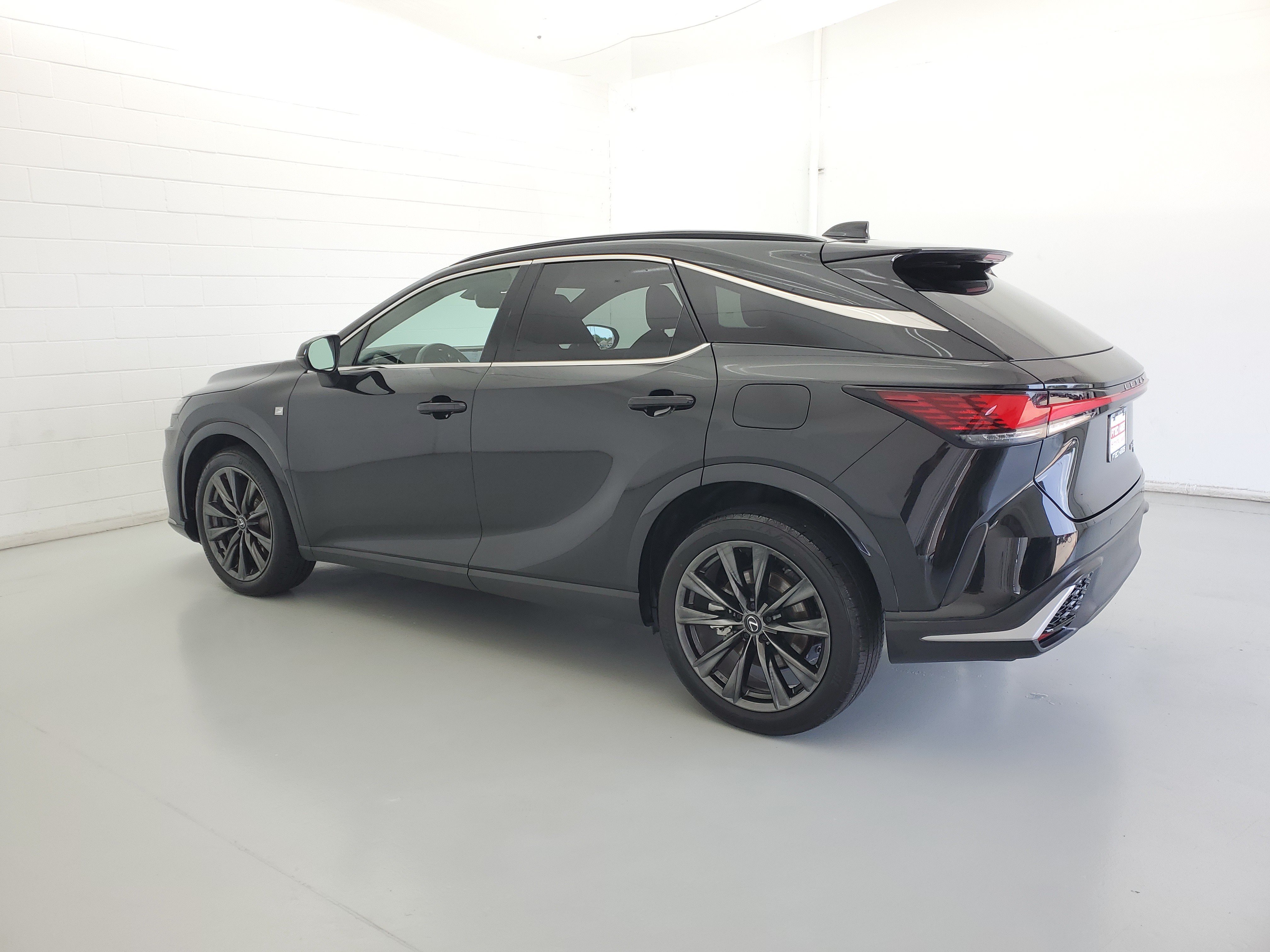 Used 2023 Caviar Lexus 350 F Sport Handling image 7