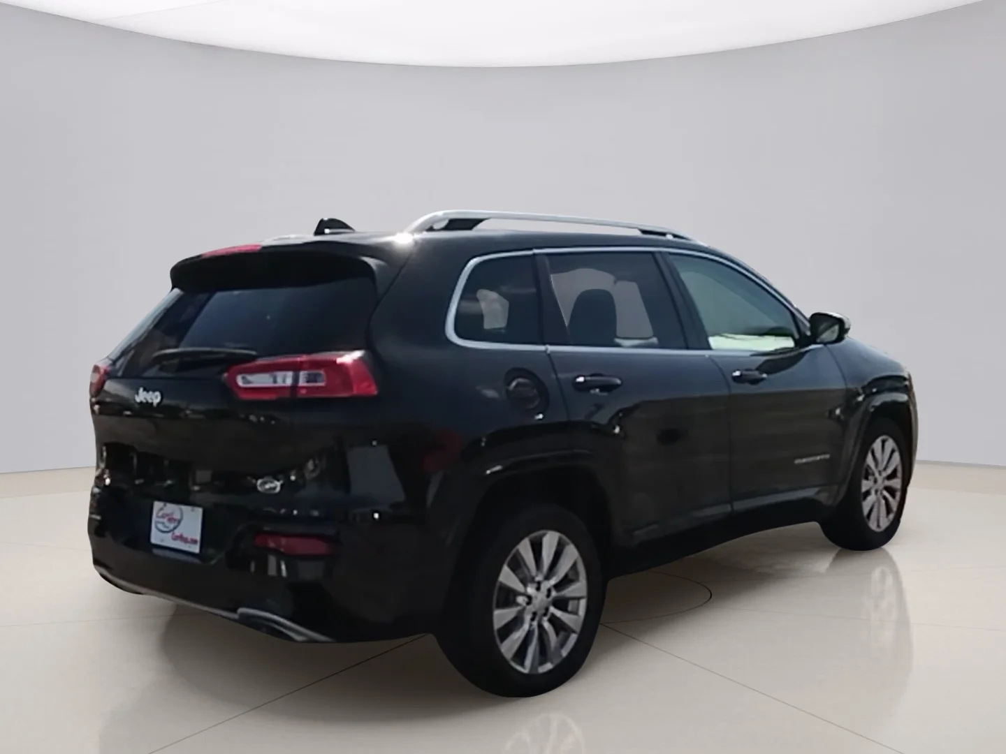 Used 2018 Black Jeep OVERLAND image 5