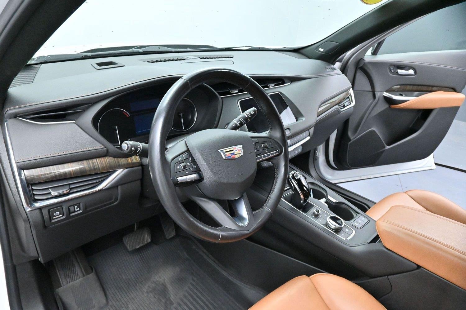 Used 2023 CRYSTAL WHITE TRICOAT Cadillac AWD Premium Luxury image 17