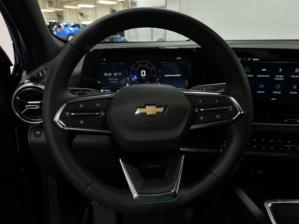 2027 Chevrolet Equinox LT - Photo 11