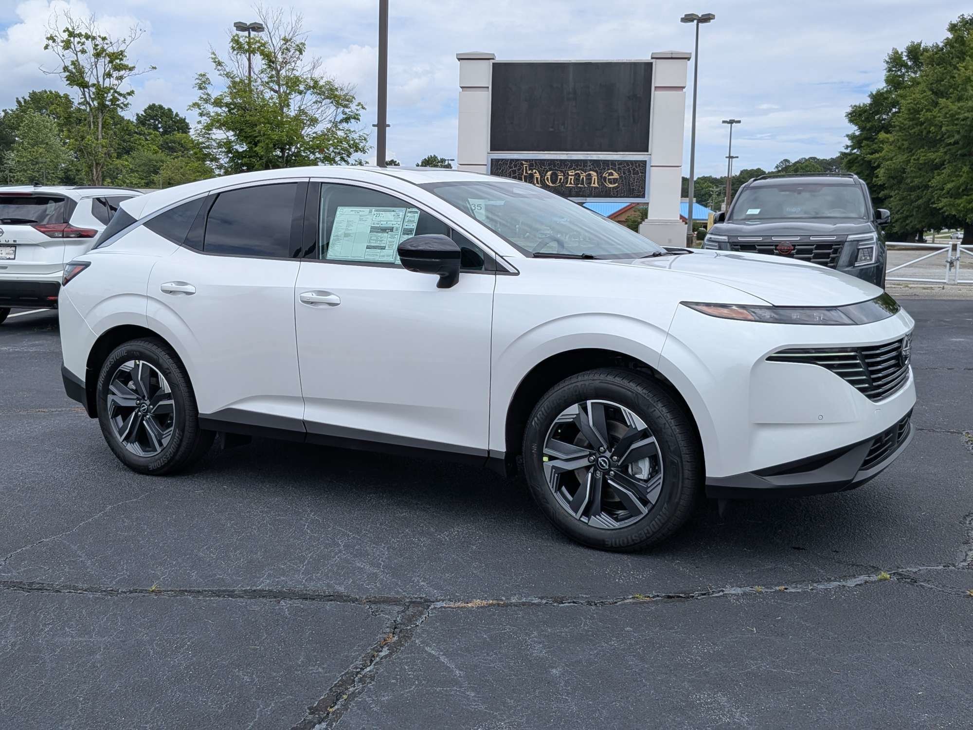 New 2026 White Nissan SL image 1