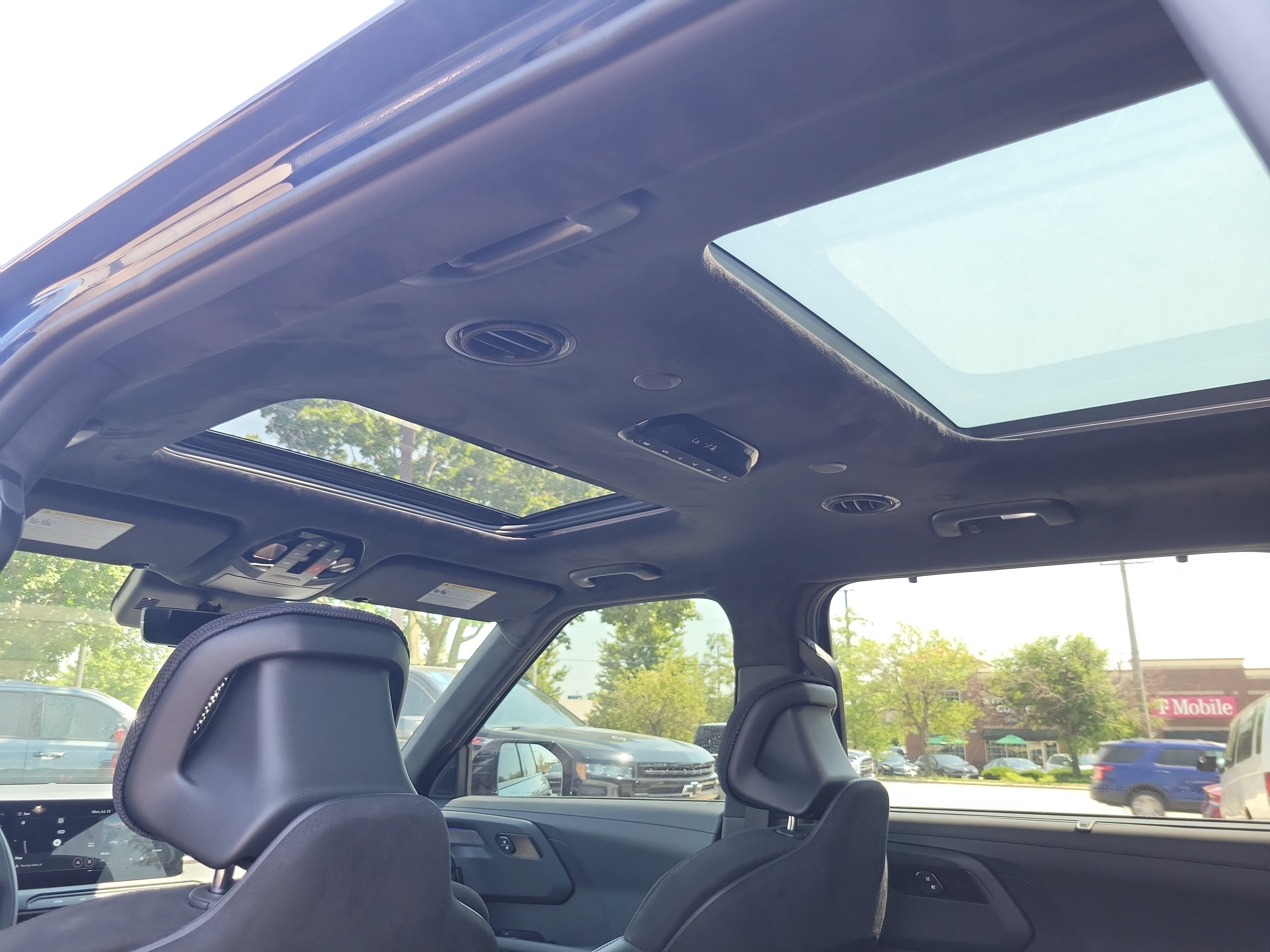 Used 2027 Midnight Lake Blue Kia X-Line SX-Prestige image 14