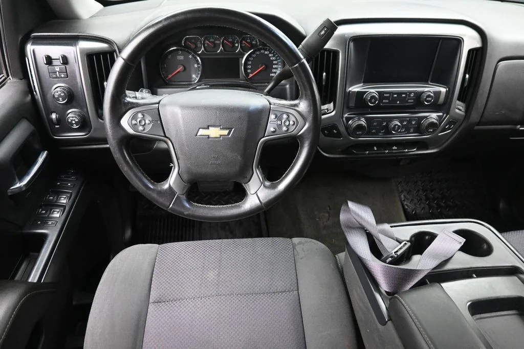Used 2016 Red Chevrolet LT image 14