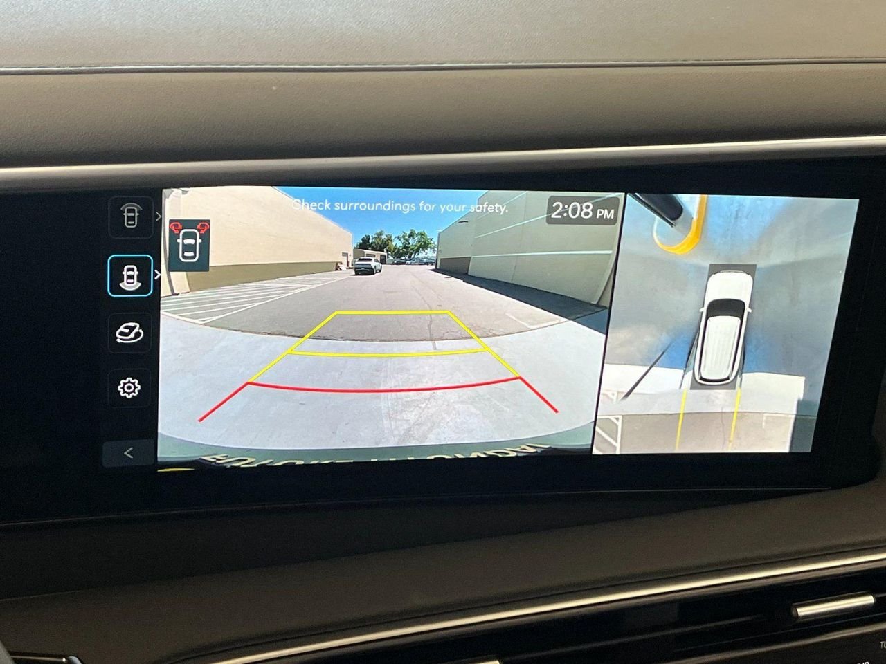 New 2026 White Hyundai SEL Premium 7P image 18