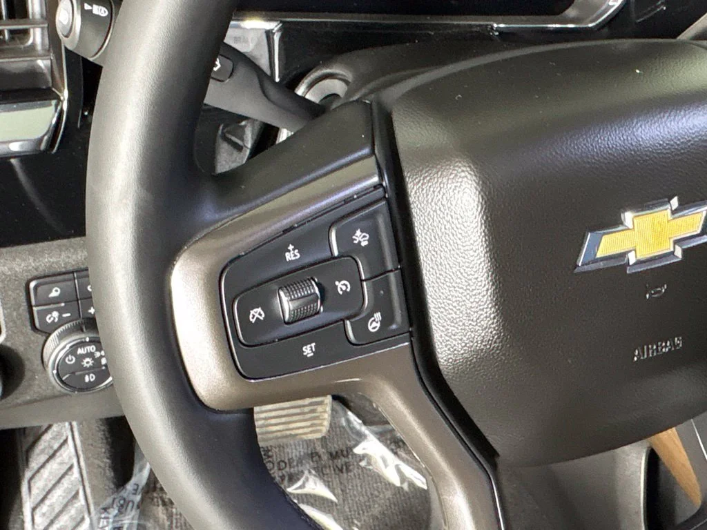 Used 2024 Gray Chevrolet High Country image 43