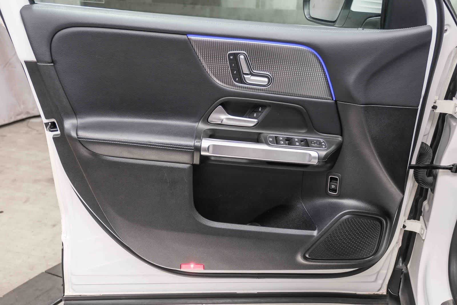 Certified Used 2021 Polar White Mercedes-Benz GLB 250 image 27