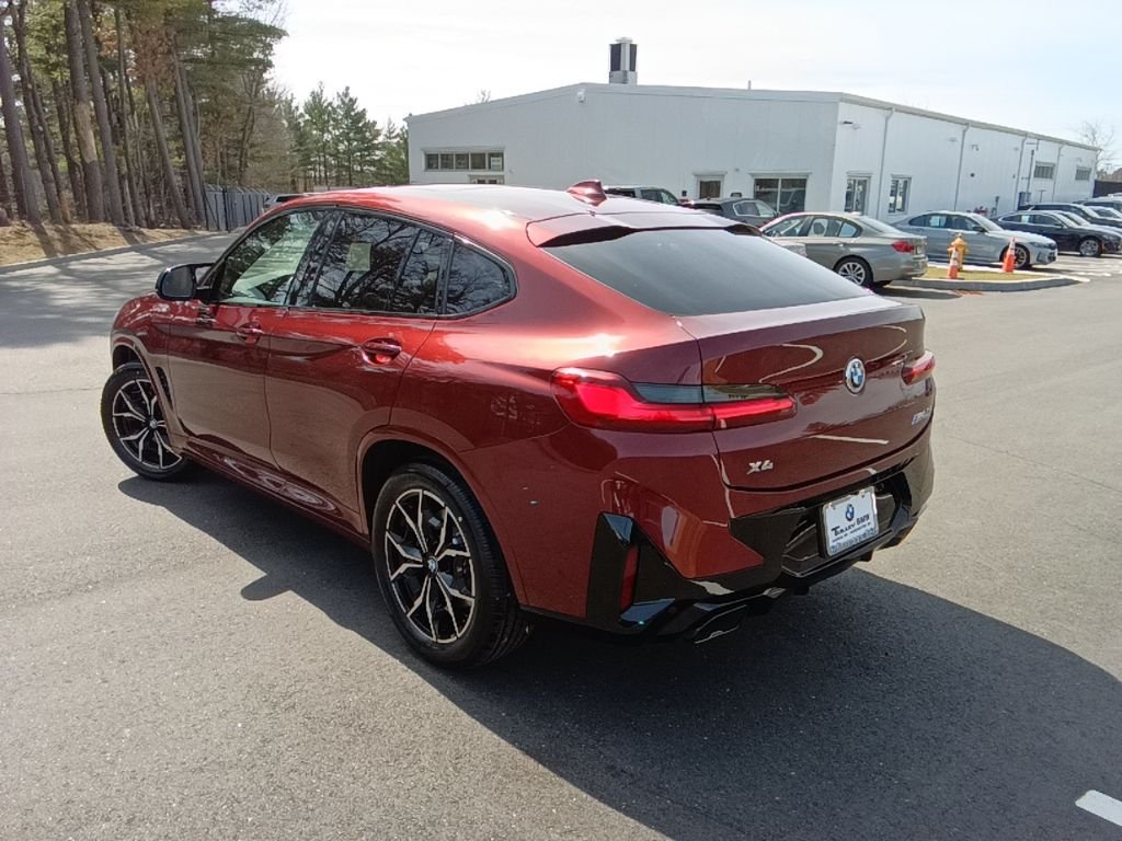Used 2025 Aventurin Red Metallic BMW M40i image 6