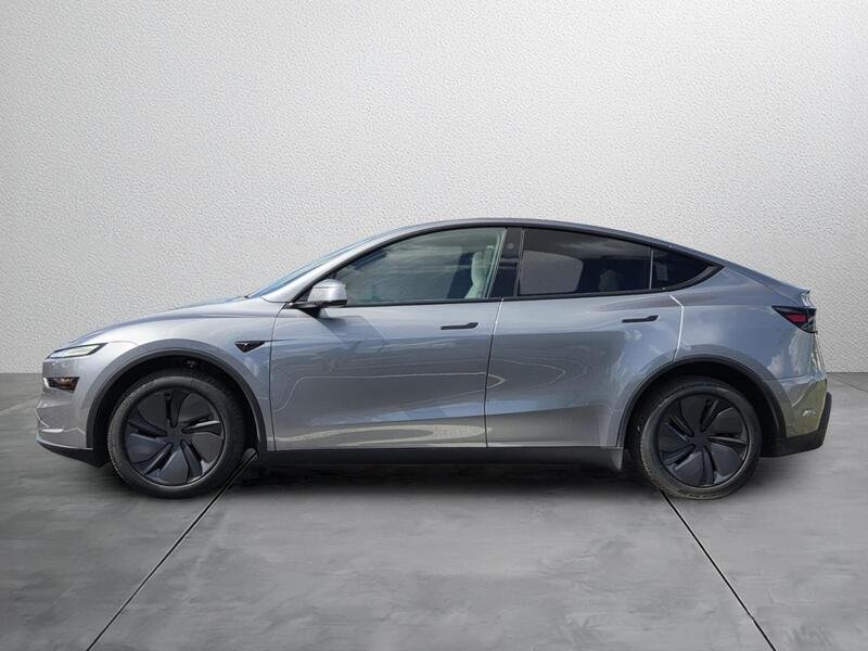 Used 2026 Tesla Model Y Premium with VIN 7SAYGDED1TA745735 for sale in Orlando, FL