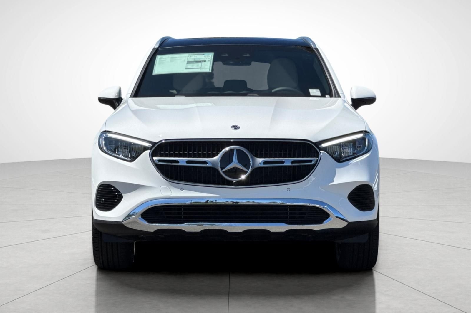 New 2027 Polar White Mercedes-Benz GLC 300 image 7
