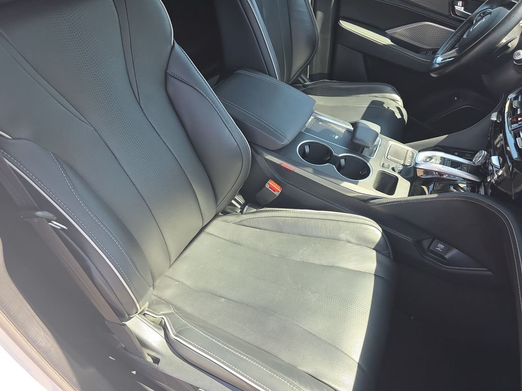 Used 2023  Acura Advance image 36