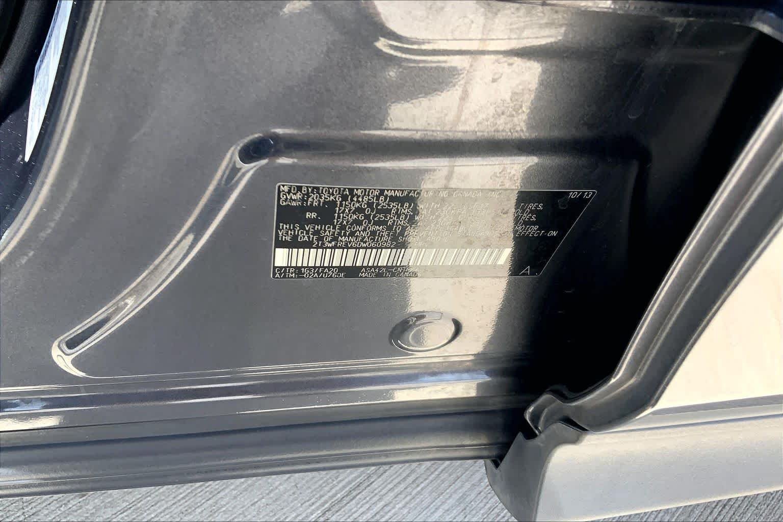Used 2013 Magnetic Gray Metallic Toyota XLE image 30