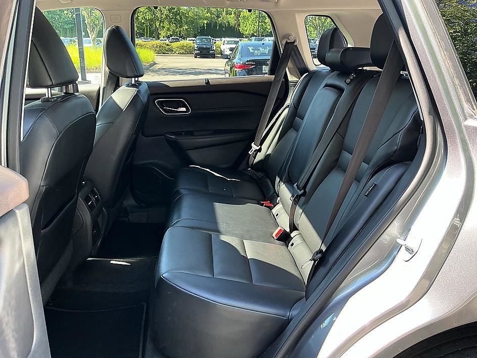 Used 2021 Gun Metallic Nissan SV image 22