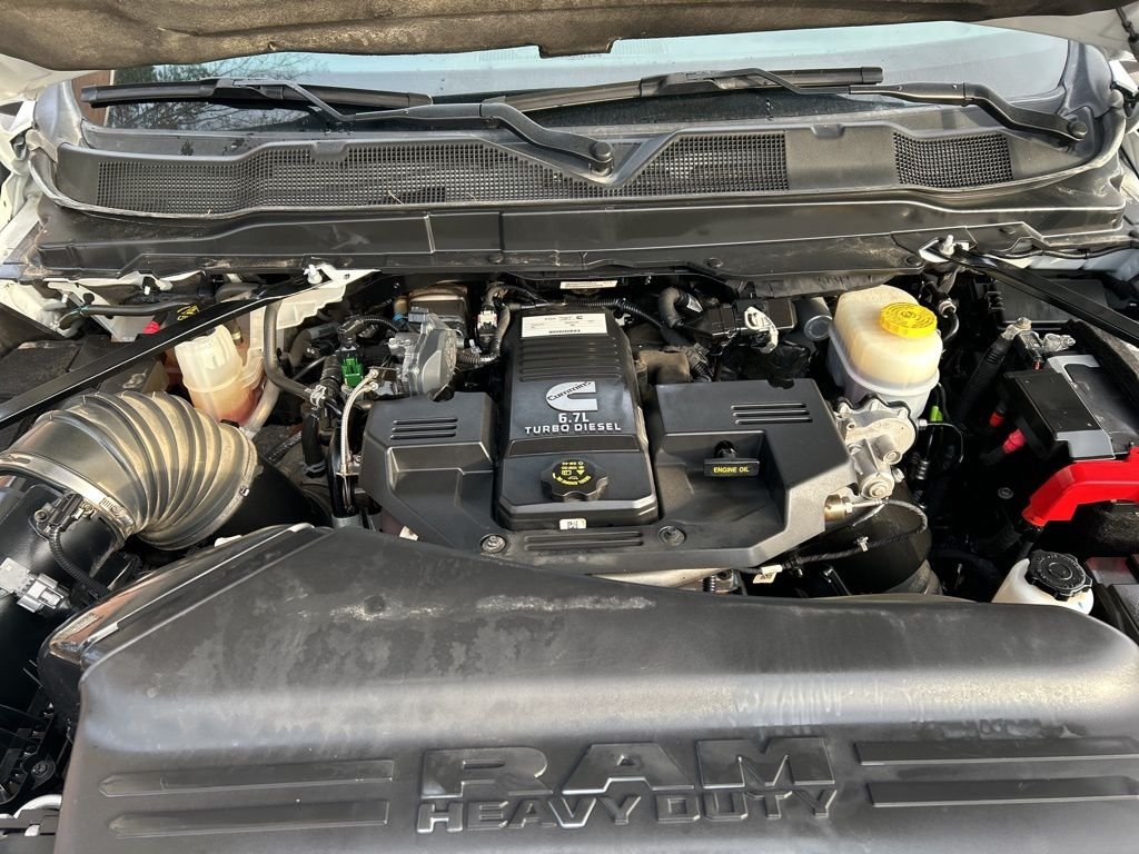 Used 2024 White Ram Big Horn image 11