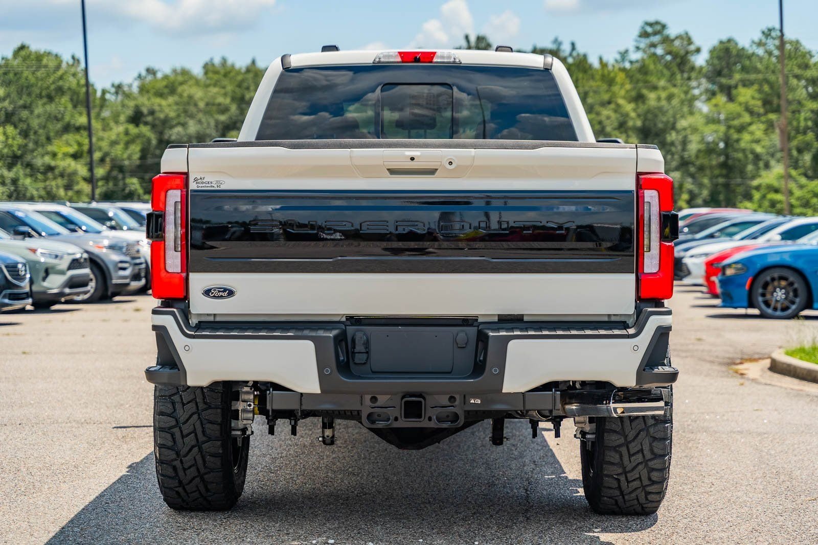 2025 Ford F-350 Super Duty Platinum - Photo 6