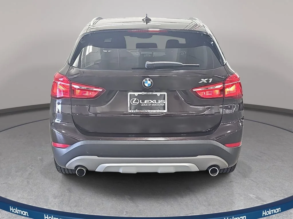 Used 2018 Brown BMW xDrive28i image 6