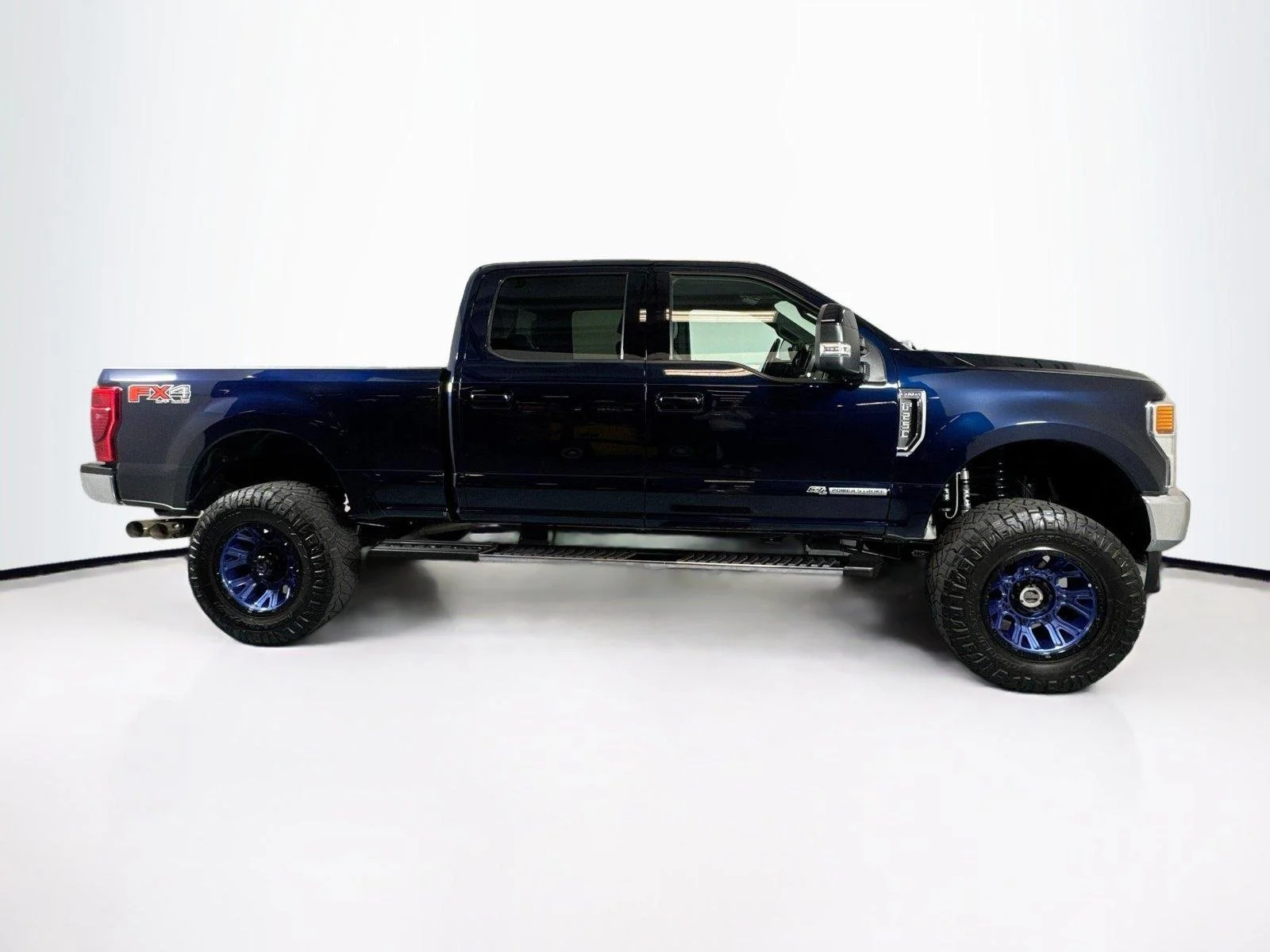 Used 2022 Antimatter Blue Metallic Ford LARIAT image 9