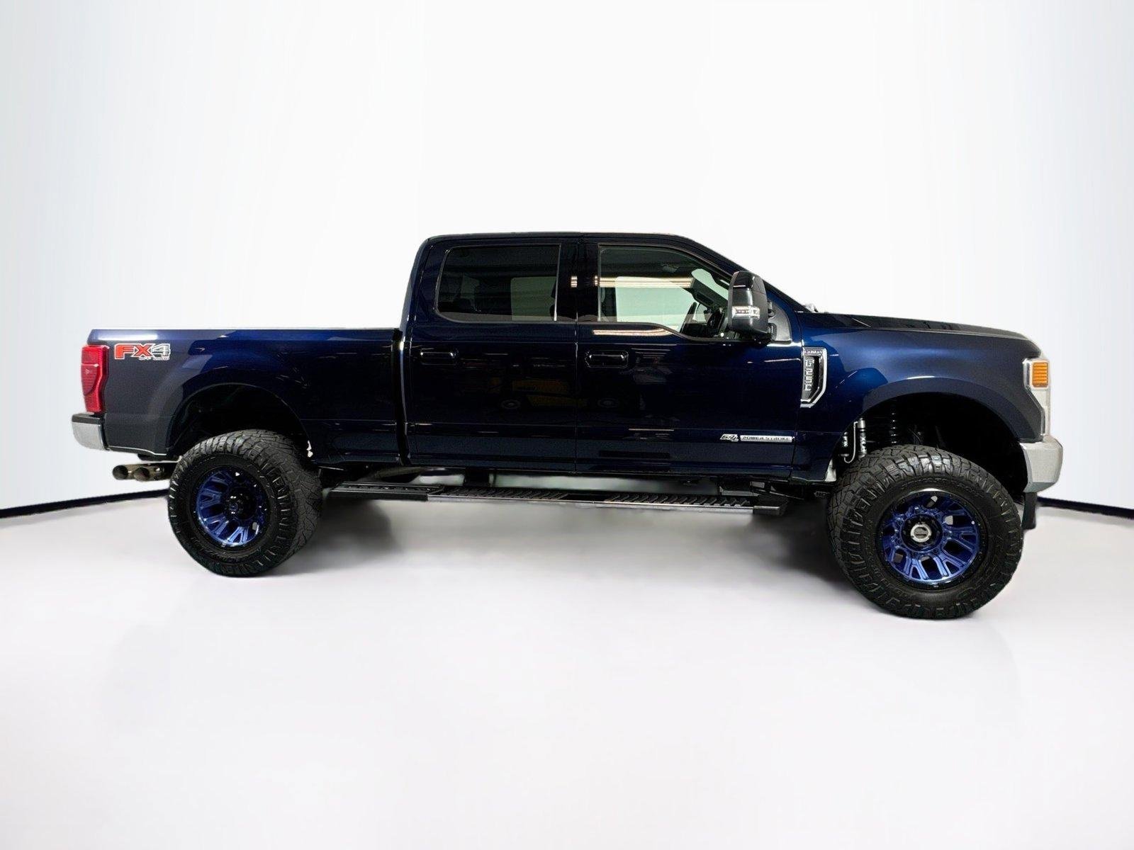 Used 2022 Antimatter Blue Metallic Ford LARIAT image 9