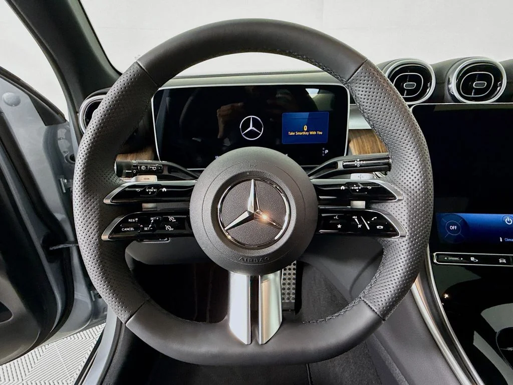 Certified Used 2026  Mercedes-Benz GLC 300 image 12