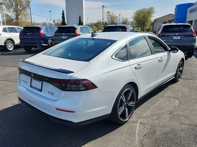 Used 2024 Platinum White Pearl Wx Honda Sport image 6