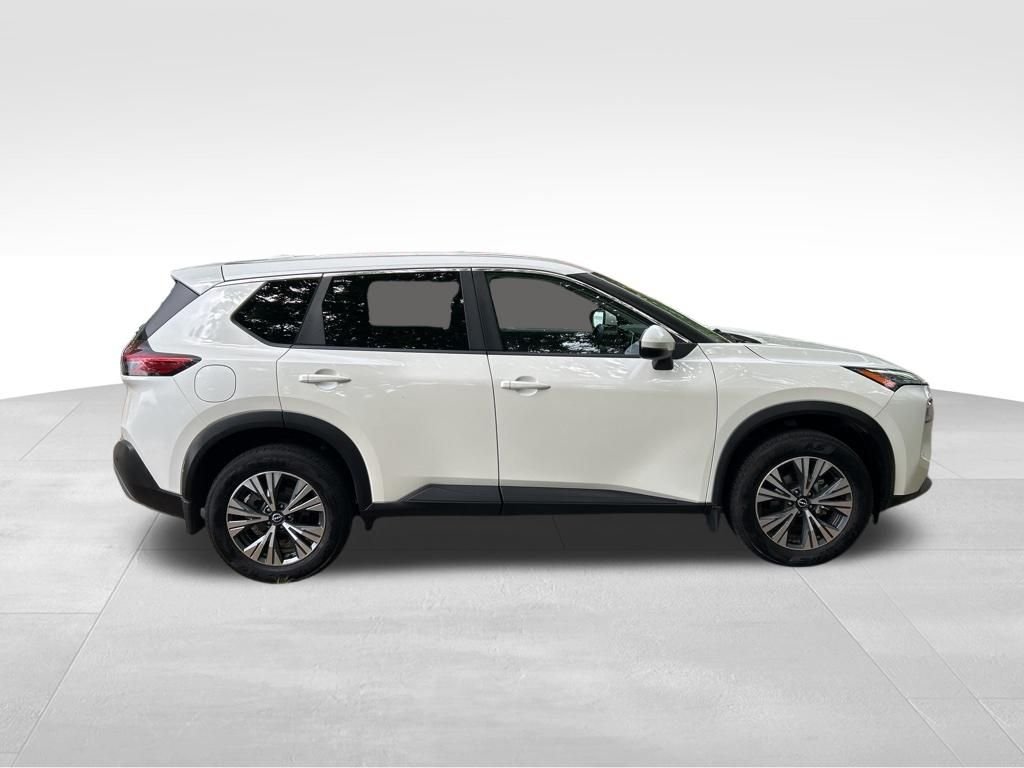 Used 2023 White Nissan SV image 7