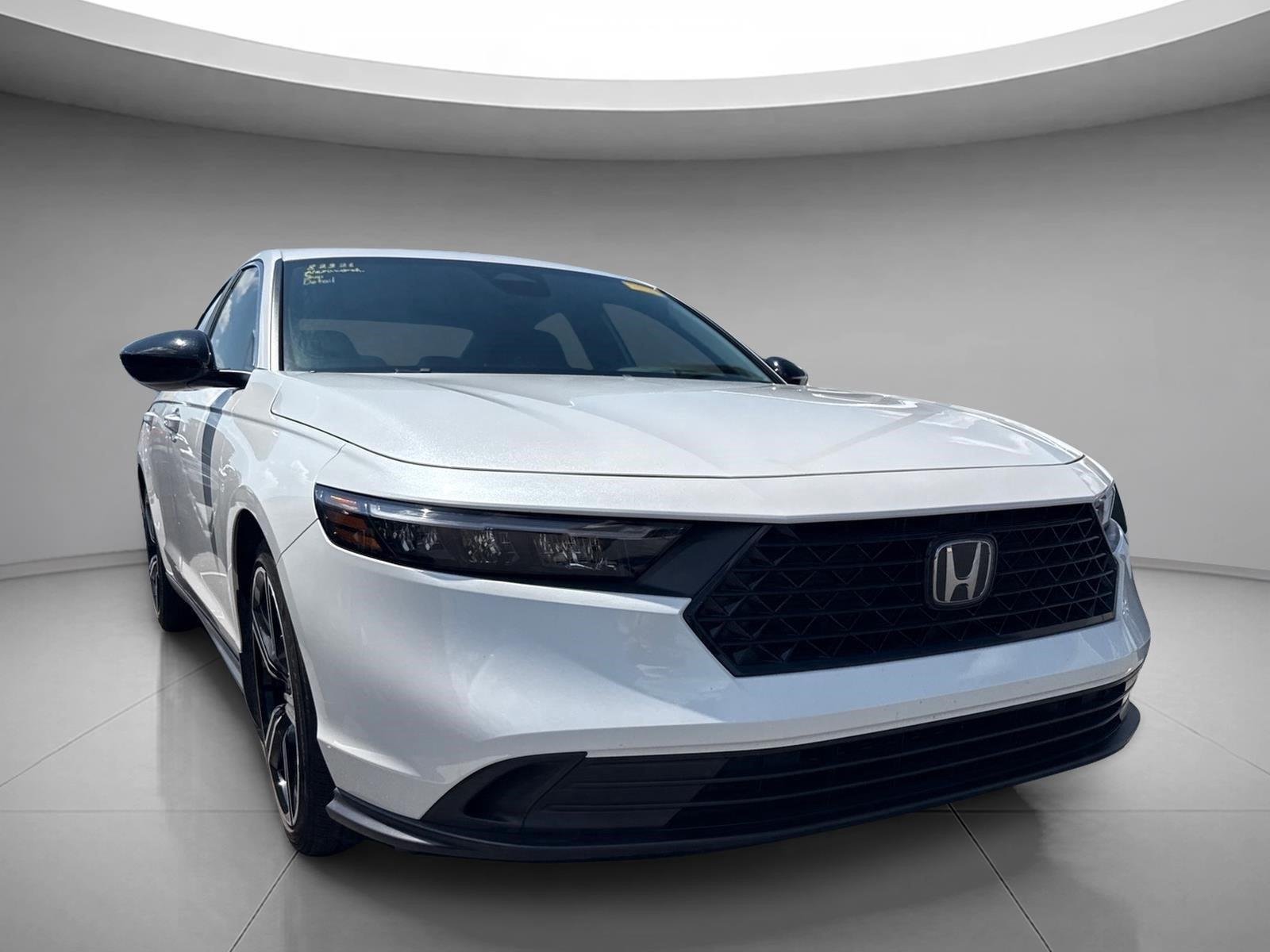 Used 2025 Platinum White Pearl Honda Sport image 21