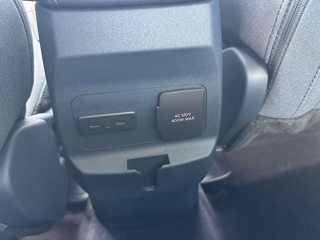 New 2026 Carbonized Gray Metallic Ford XLT image 34