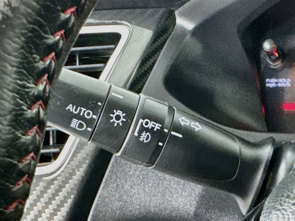 Used 2015 Crystal Black Pearl Honda Si image 13