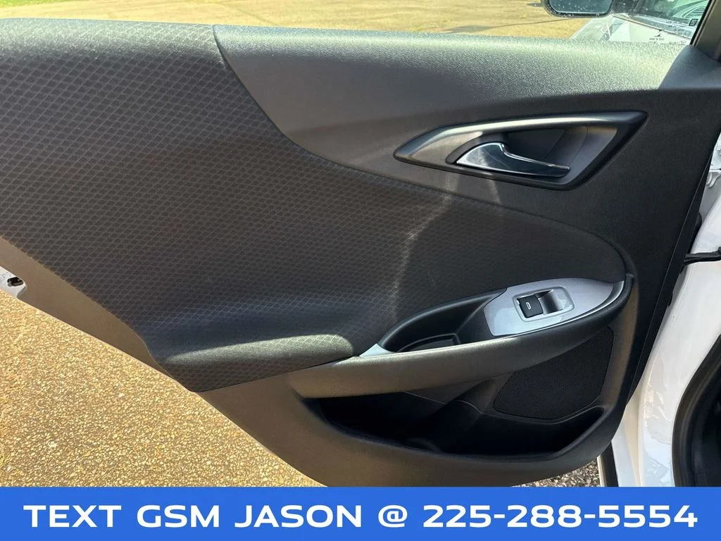 2025 Chevrolet Malibu 1LT - Photo 30