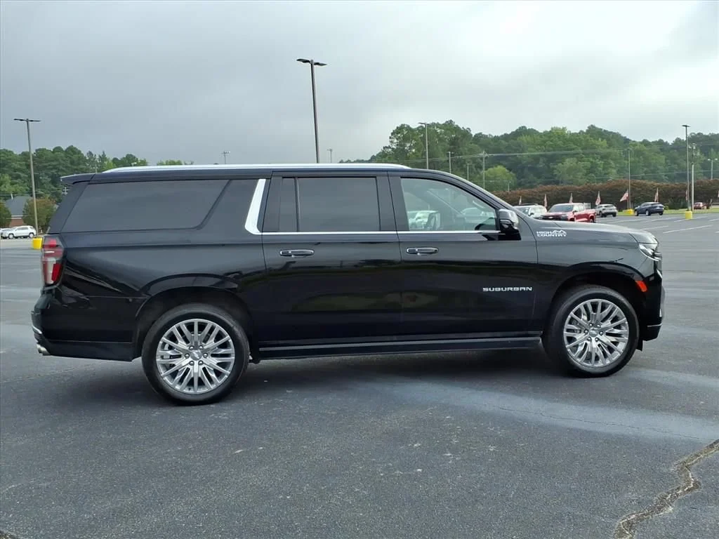 Used 2021 BLACK Chevrolet High Country image 19
