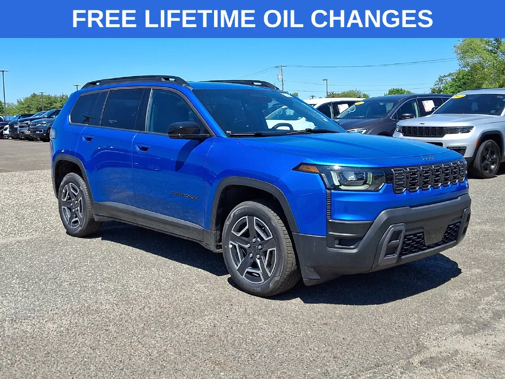 New 2026 Hydro Blue Pearl-Coat Exterior Paint Jeep Limited image 1