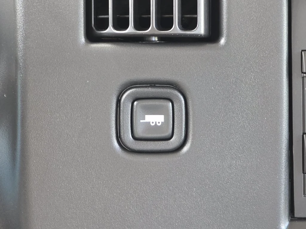 New 2026 White Chevrolet Work Van image 29