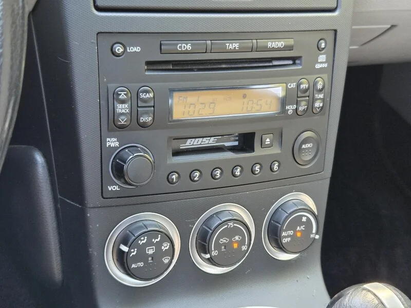 Used 2005 Chrome Silver Metallic NISSAN TOURING image 18