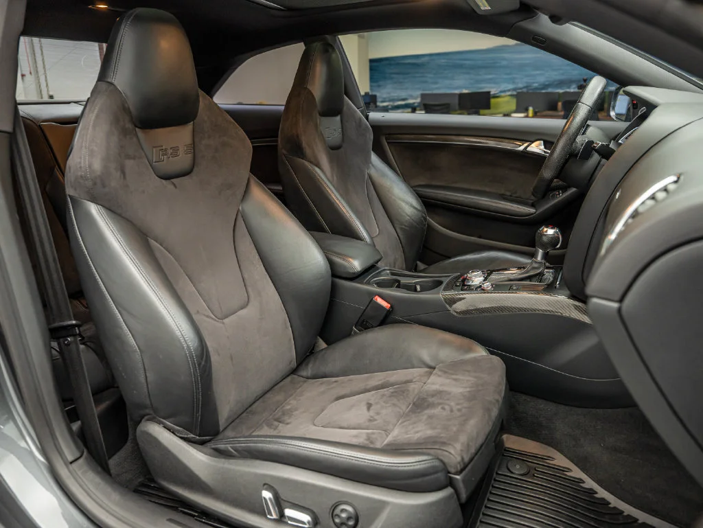 Used 2013 Daytona Gray Pearl Audi 4.2 image 41
