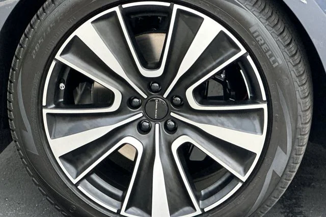 New 2026 Varesine Blue Land Rover SE image 24