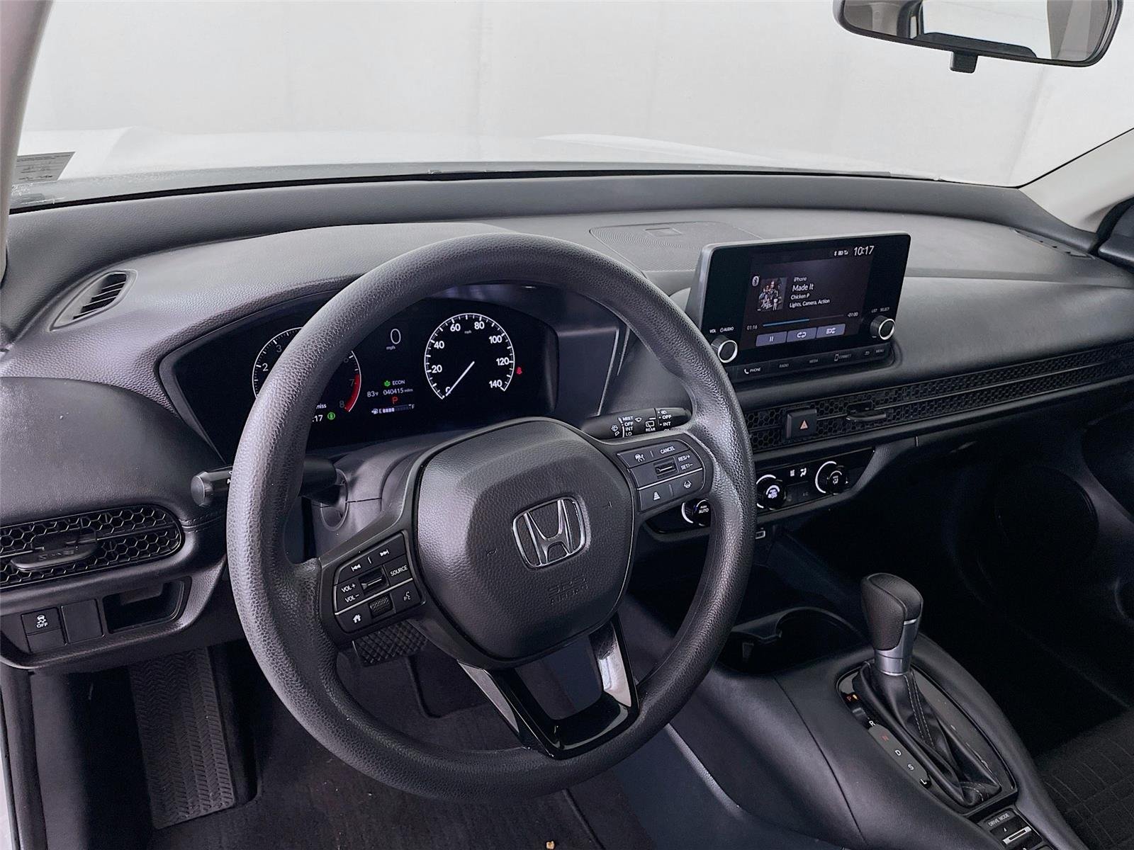 Used 2023 Platinum White Pearl Honda LX image 12