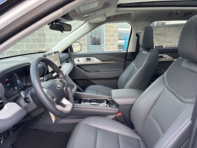 New 2026 Star White Metallic Tri-Coat Ford Active image 12