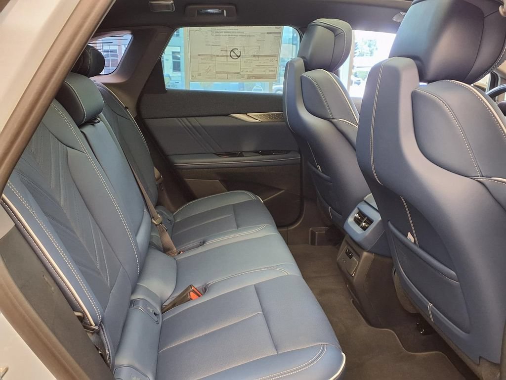 2027 Cadillac OPTIQ Premium Sport - Photo 6