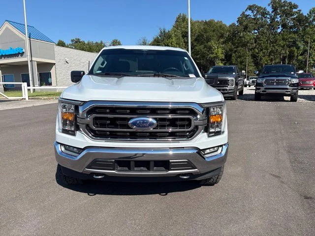 Used 2021 White Ford XLT image 2