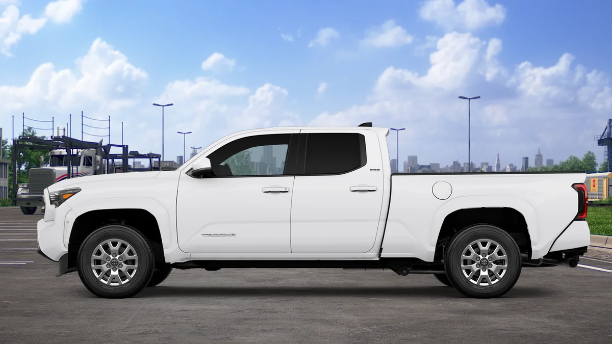 New 2026 Ice Cap Toyota SR5 image 12