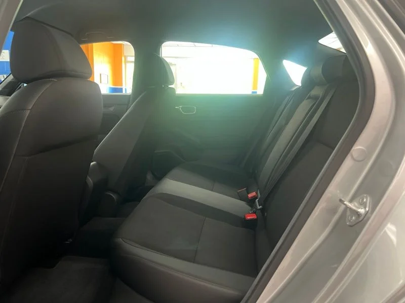 Used 2025  Honda Sport image 15