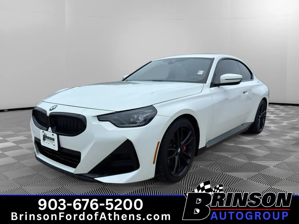 2024 BMW 2 Series 230i Coupe's photo