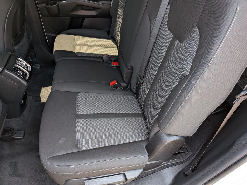 Used 2023 White Kia LX image 23