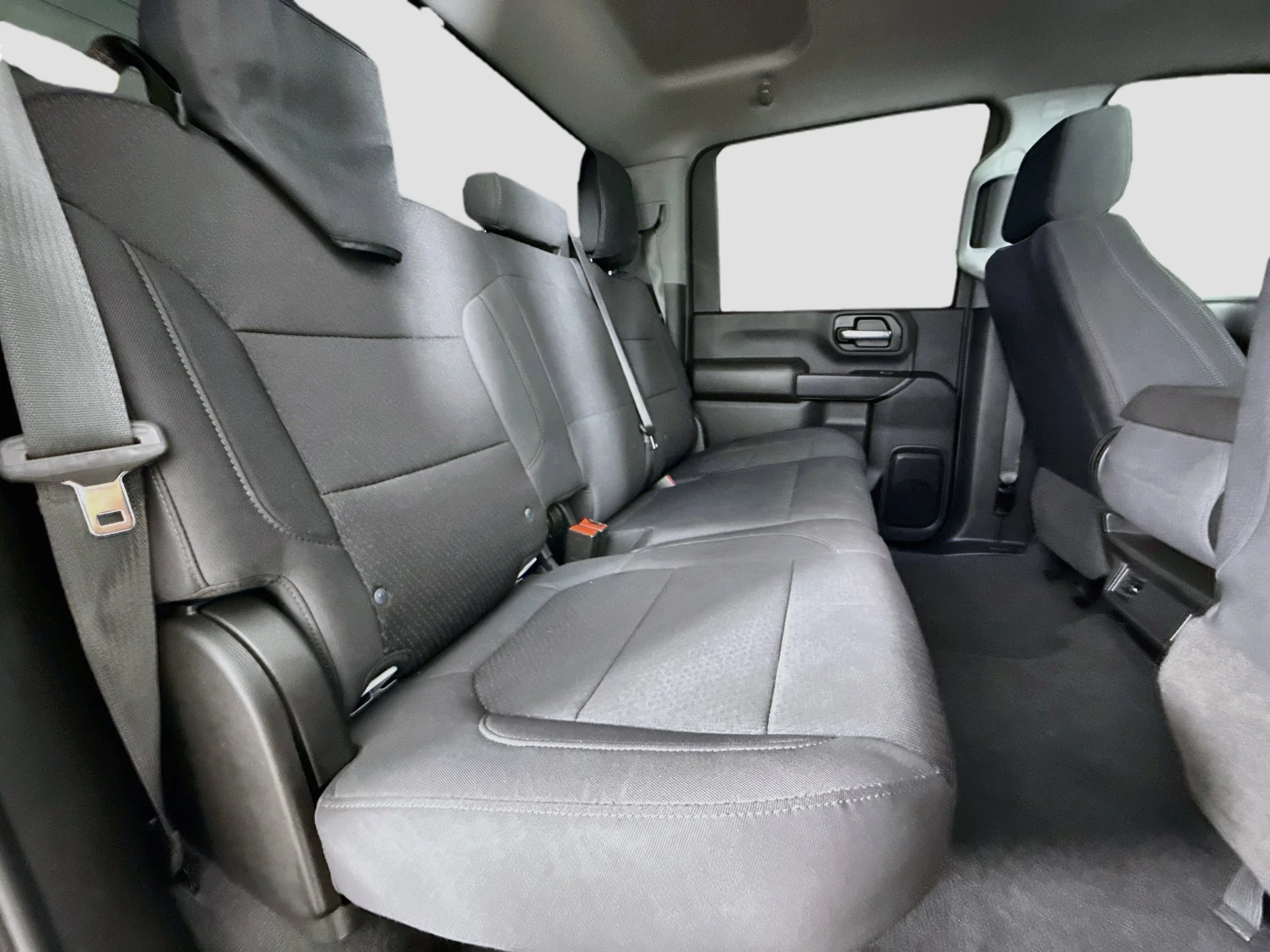 Used 2022 SUMMIT WHITE Chevrolet Custom image 28