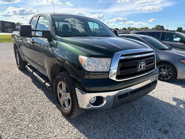 Used 2013 Green Toyota Grade image 7