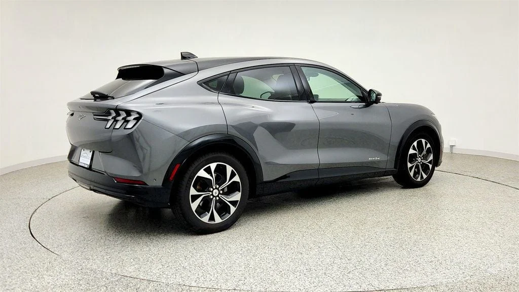 Used 2023 Carbonized Gray Metallic Ford Premium image 5