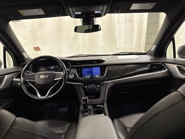 Used 2023 Green Cadillac Premium Luxury image 15